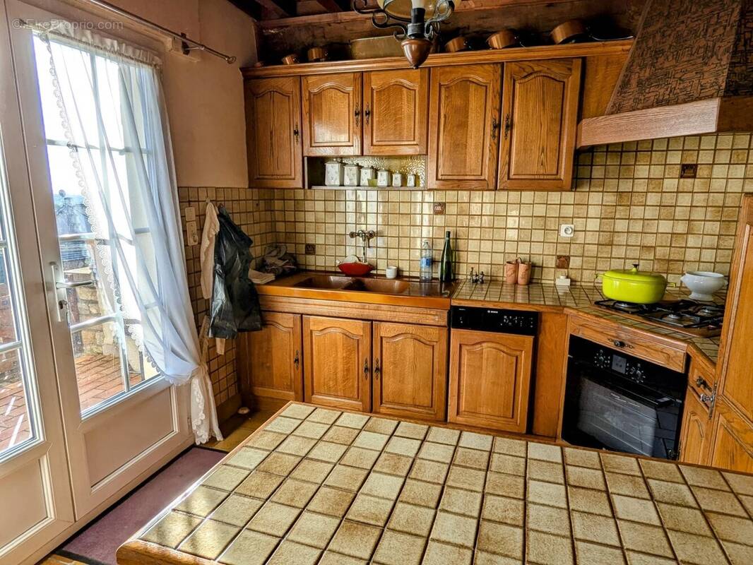 Maison 120 m² à Hurigny  - photo 9