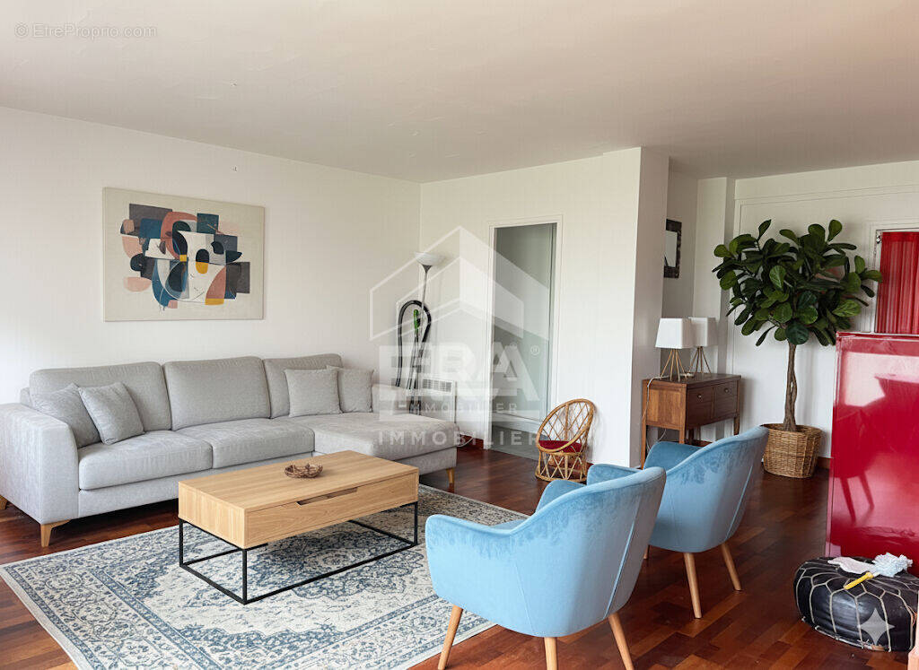 Appartement à PARIS-15E