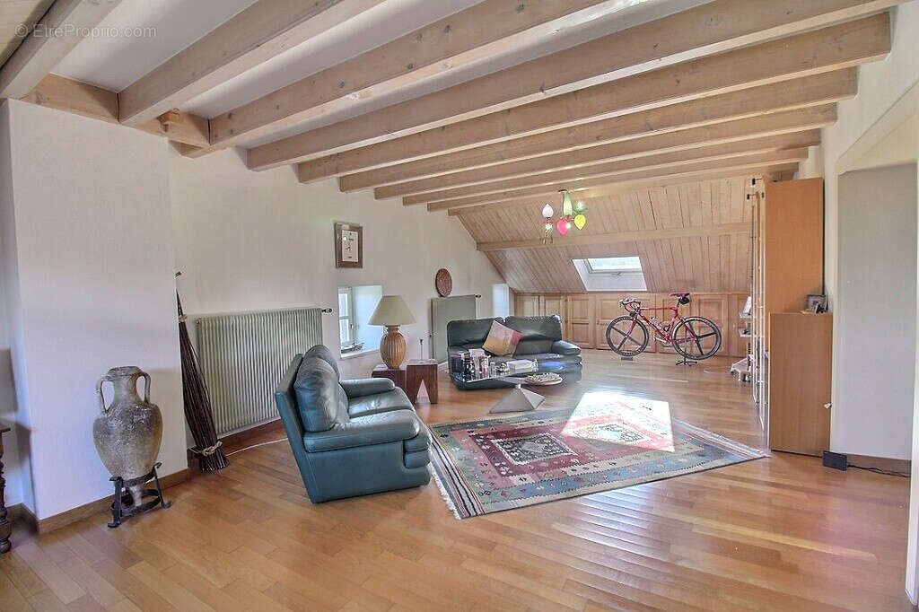 Maison à FESSY
