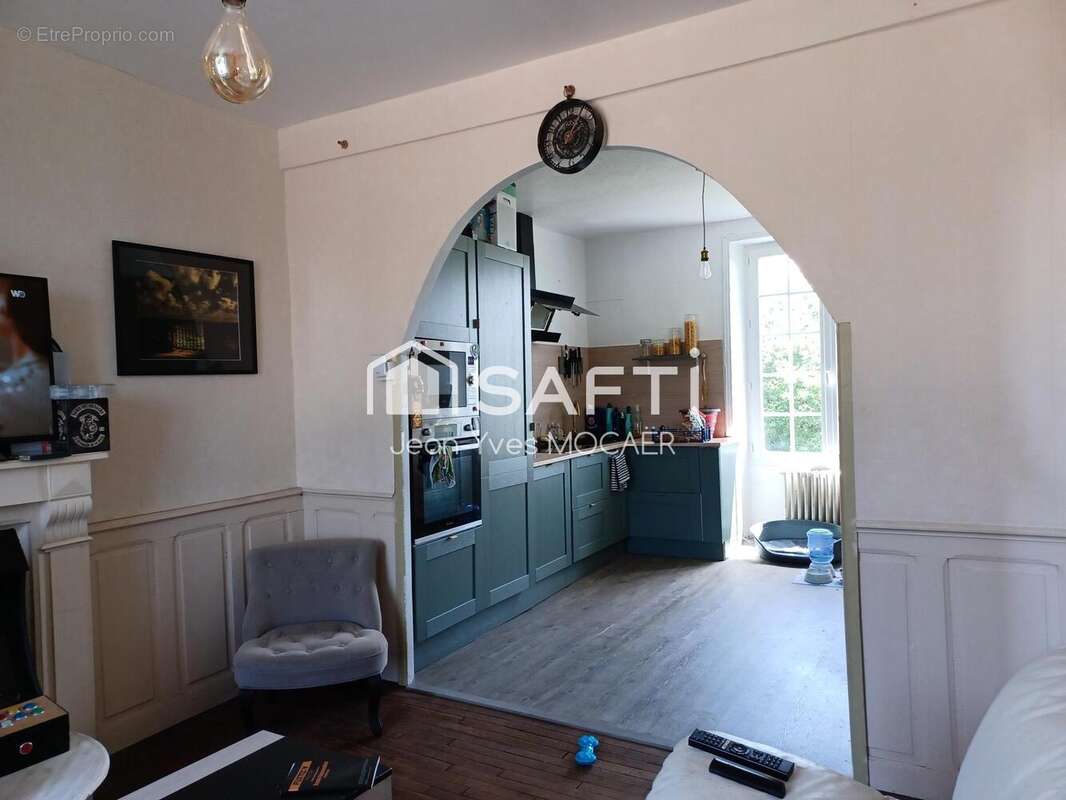 Maison 99 m² à Laz  - photo 2