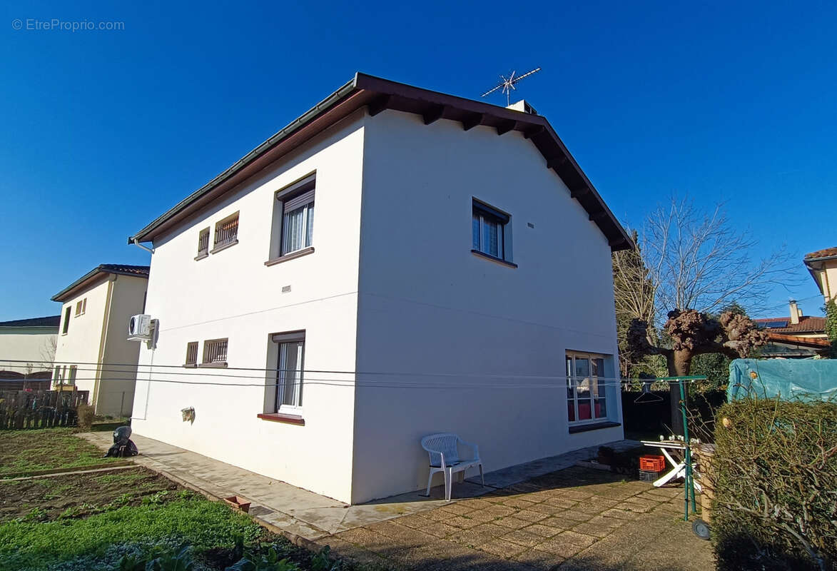 Maison à VILLENEUVE-TOLOSANE