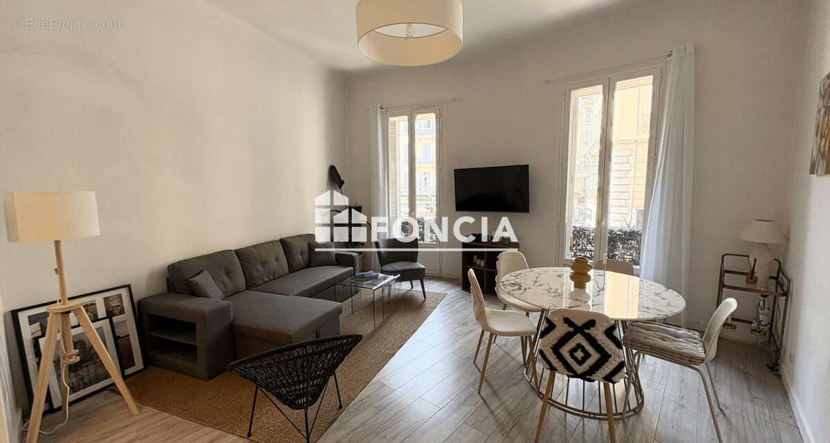 Appartement 2 Pièces - Quartier Carabacel, Nice - photo 2
