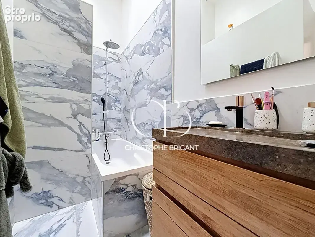 Maison d'exception, rénovée, sans vis-à-vis  de 6 pièces 128 m2 - photo 16