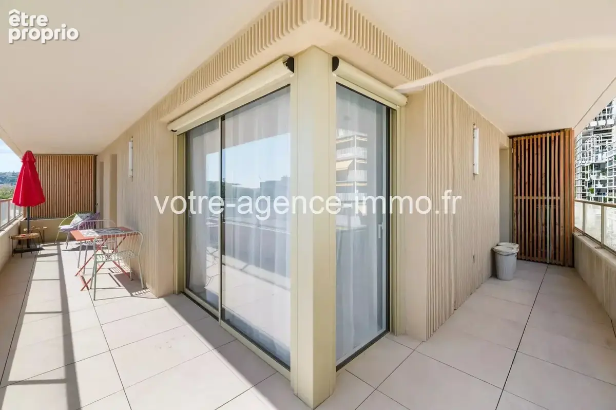 Nice-Meridia-3Pieces-terrasse-parking - photo 12