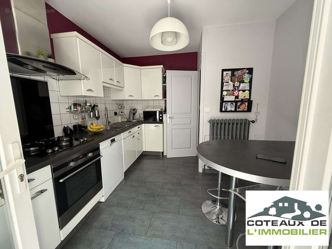 Maison à SAINT-YRIEIX-SUR-CHARENTE