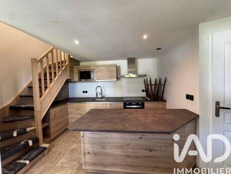 Photo 1 - Maison à SAINT-ANTOINE-DU-ROCHER