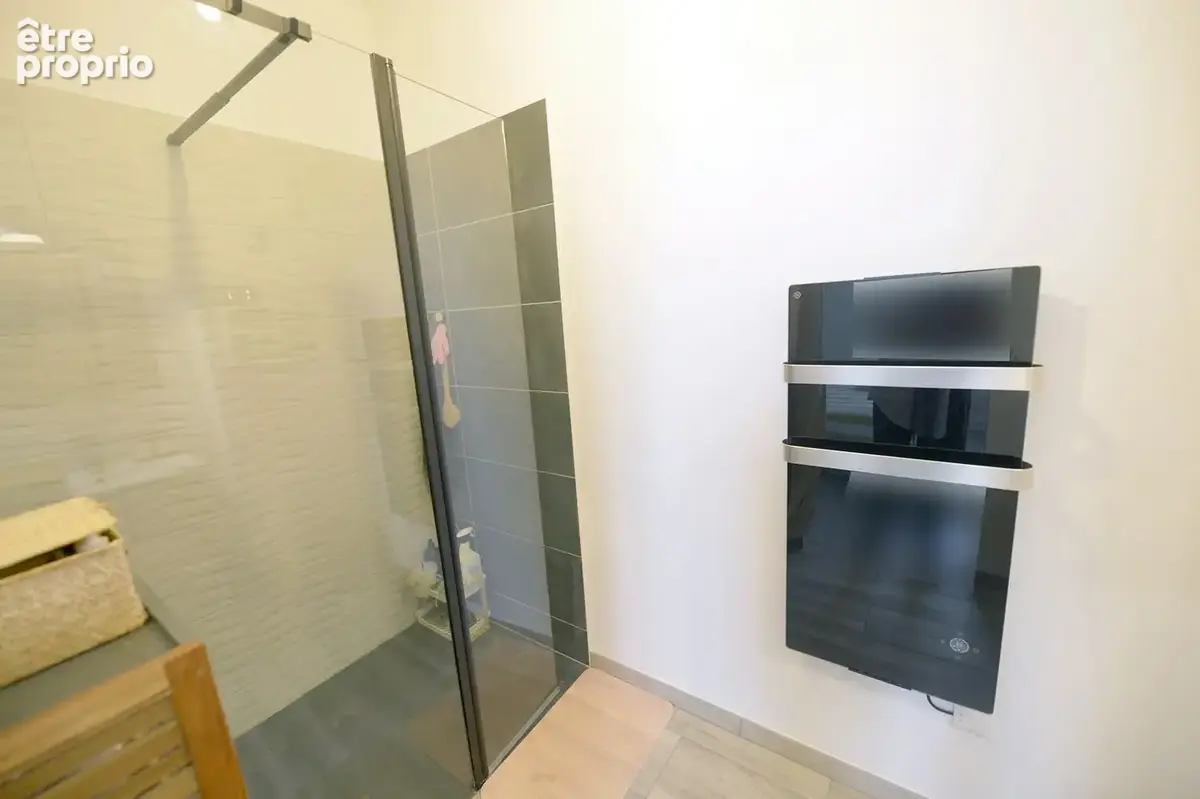 Maison 101 m² à Saint-Georges-De-Didonne  - photo 8