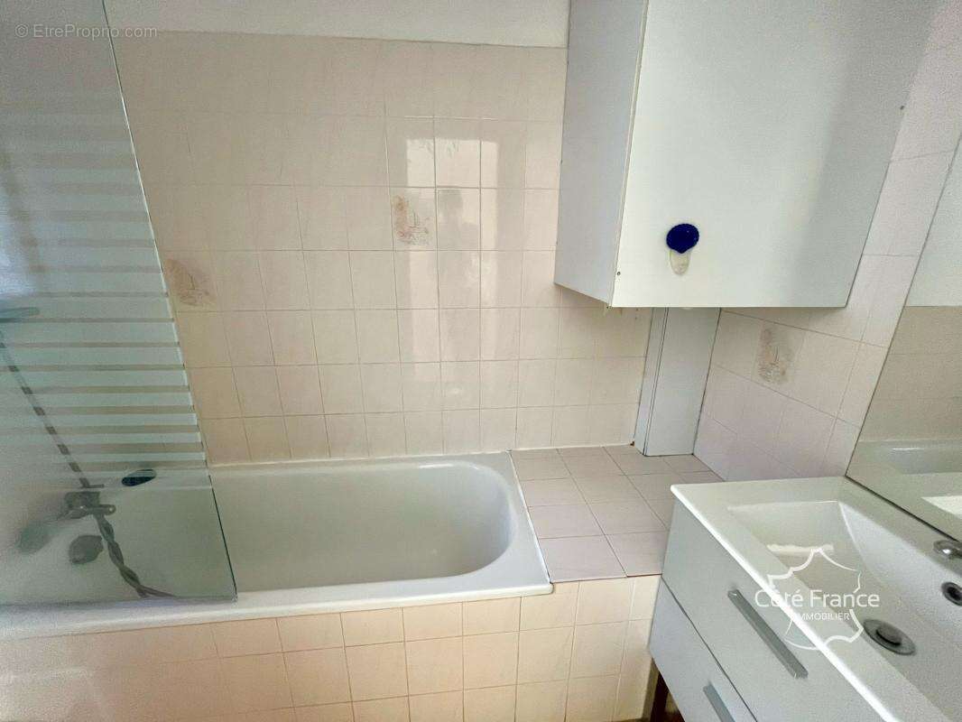 Spacieux Rez de jardin d'une chambre et cabine secteur Riche - photo 10