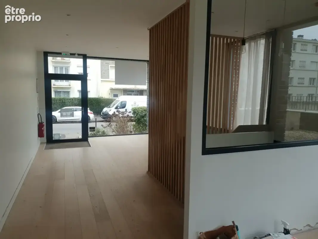 Commerce 110 m² à Nantes  - photo 3