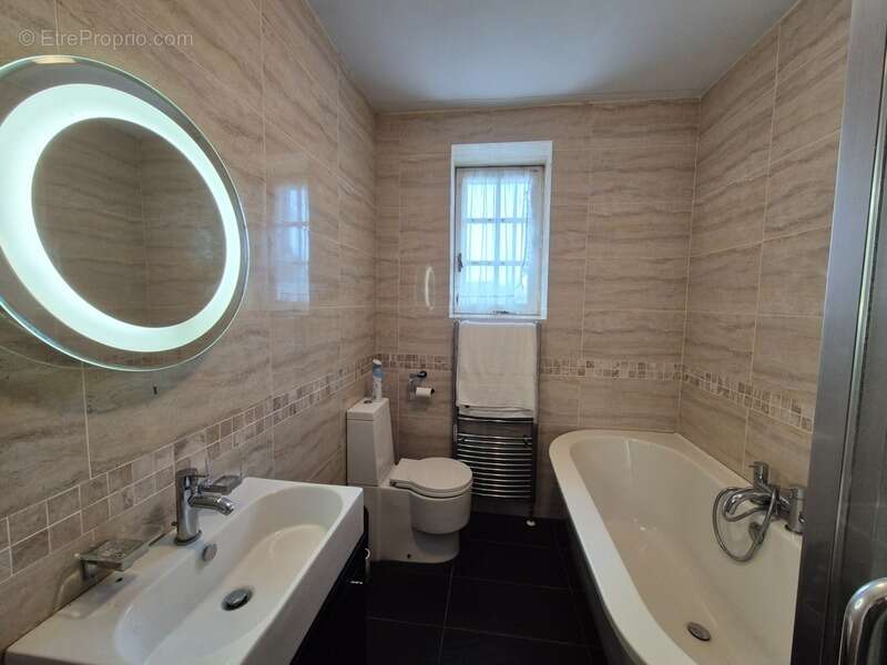Maison à vendre GARGILESSE DAMPIERRE (36) 4 chambres 167 m² garage, terrasse, terrain 3224 m² - photo 8