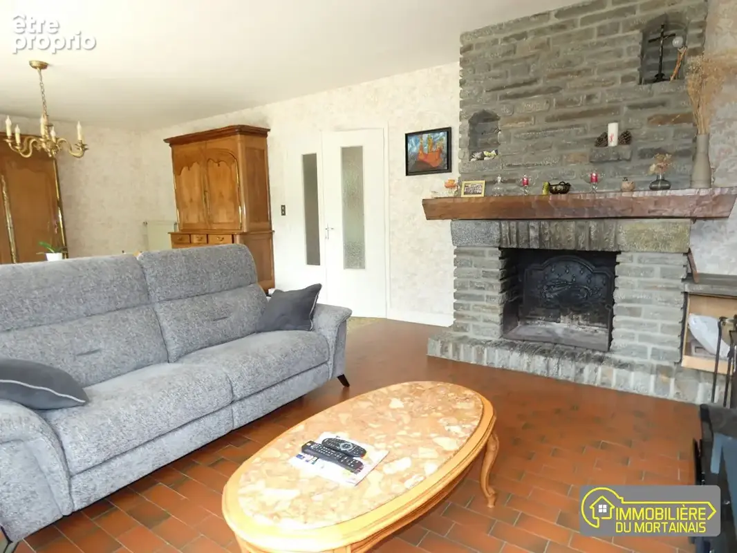 Maison 6 pièces 169 m² à vendre à Parigny (50600) - photo 2