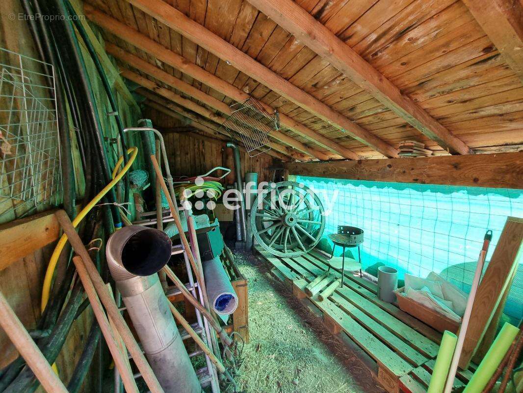 Maison à LE MALZIEU-VILLE