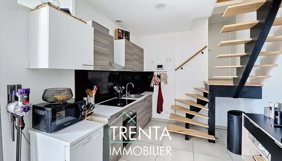 Maison à LES ABRETS