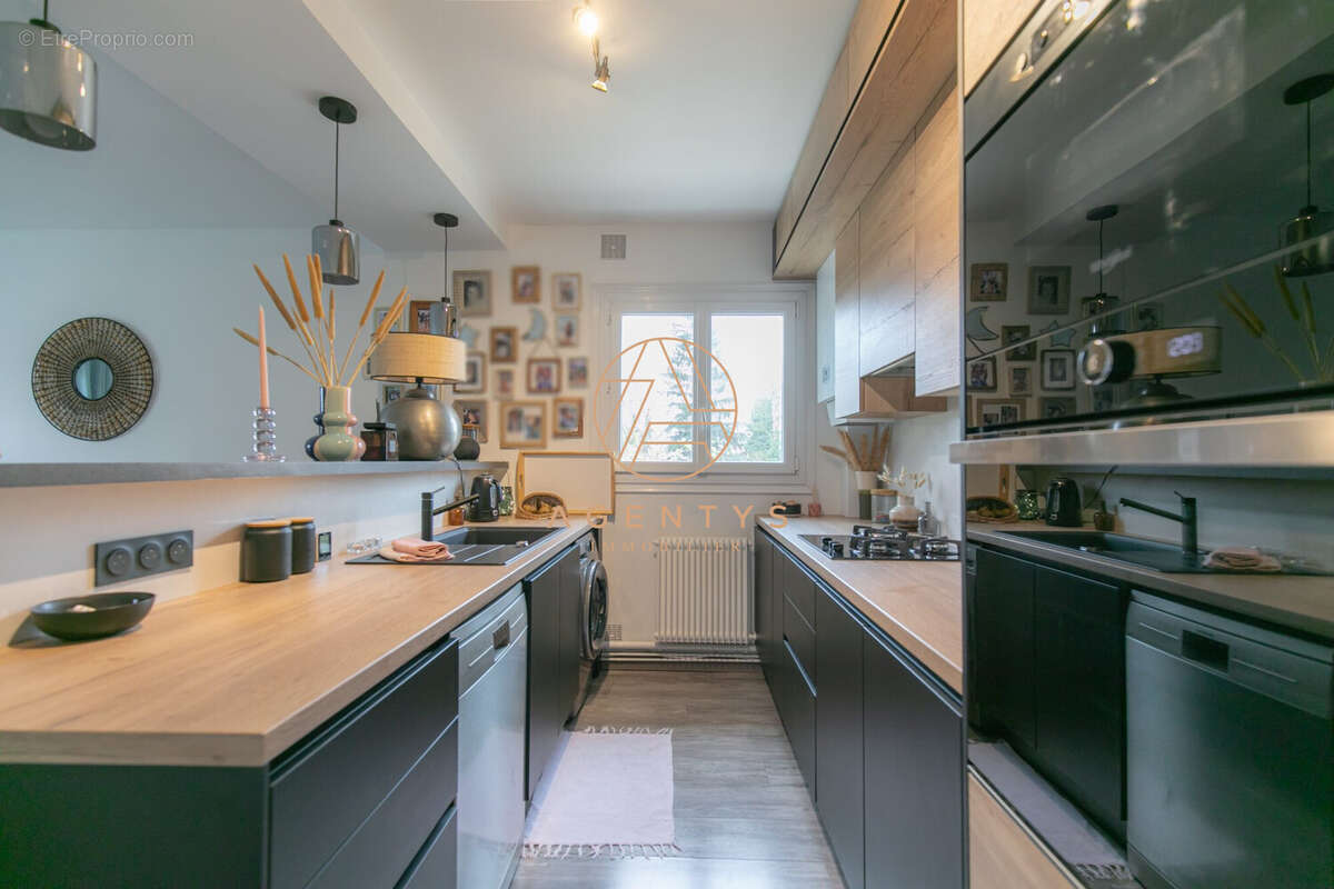 Appartement à SAINT-MAUR-DES-FOSSES