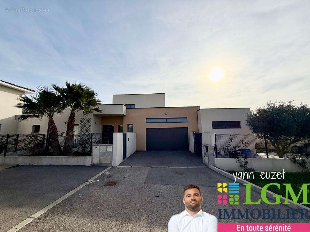 Maison à SAINT-LAURENT-D'AIGOUZE