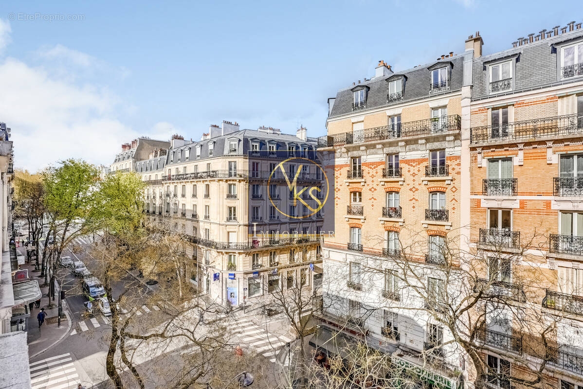 Appartement à PARIS-20E