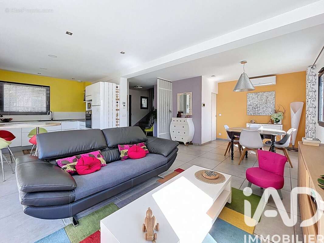 Photo 3 - Maison à CHARLY