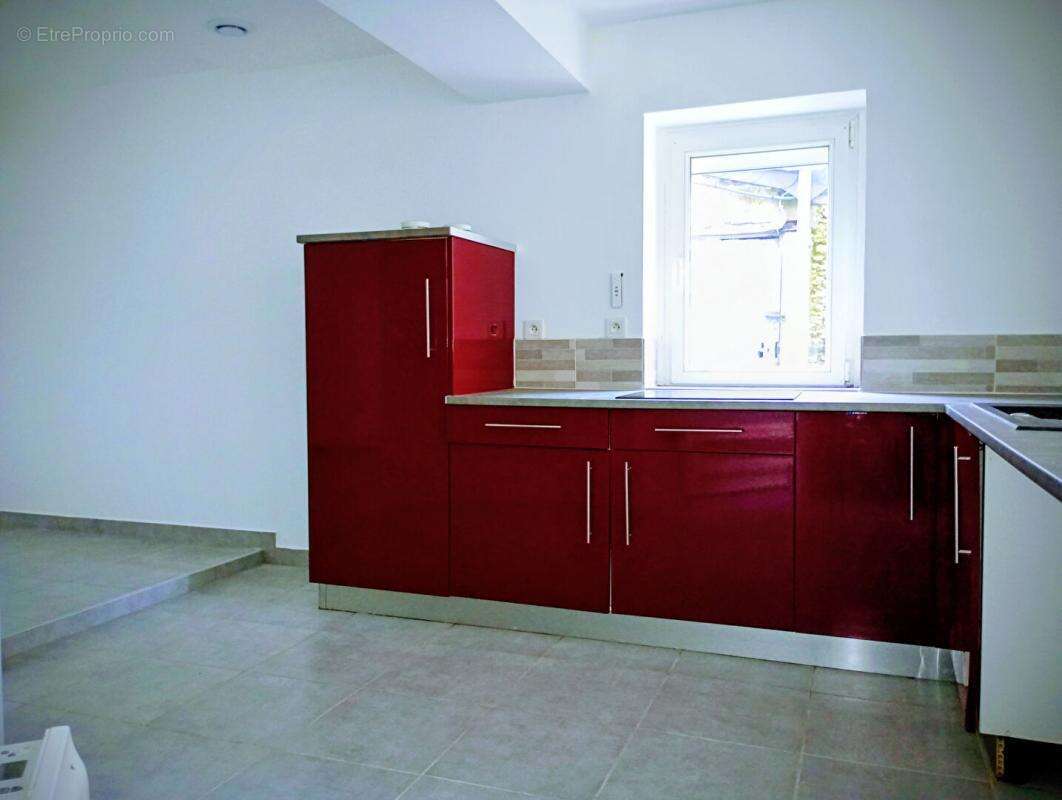 Maison à PELLOUAILLES-LES-VIGNES