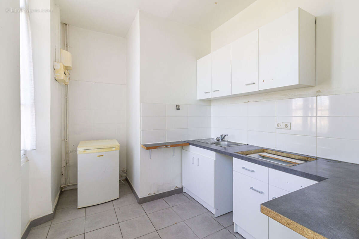 Maison 7 pièces sur 800m2 parcelle 13015 Marseille - photo 15