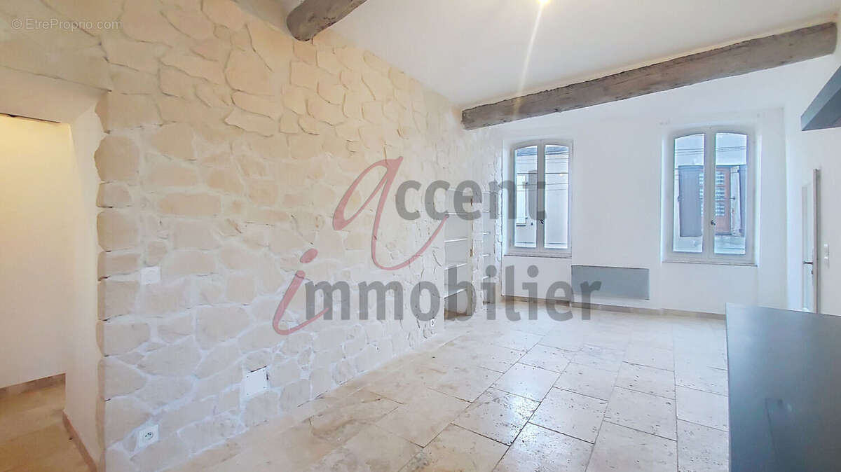 Appartement à NOVES