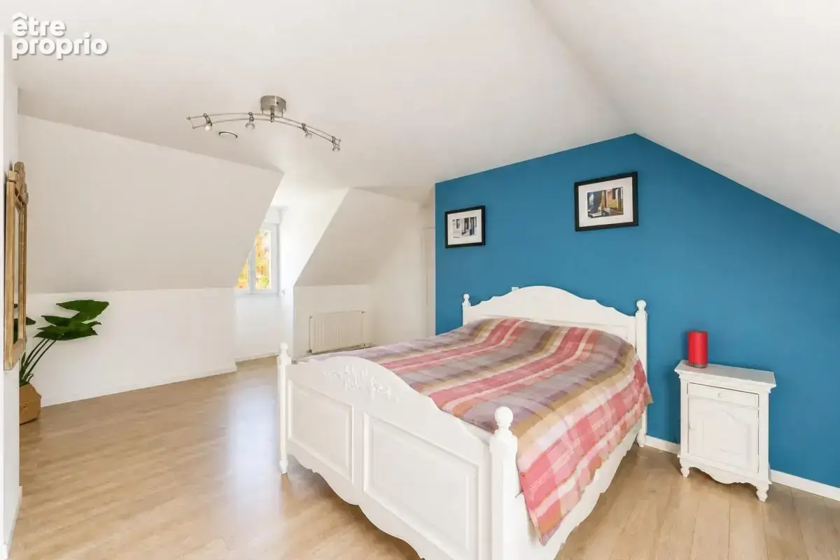 LUZARCHES – Une propriété rare au cœur de 2 646 m² de verdure - photo 11