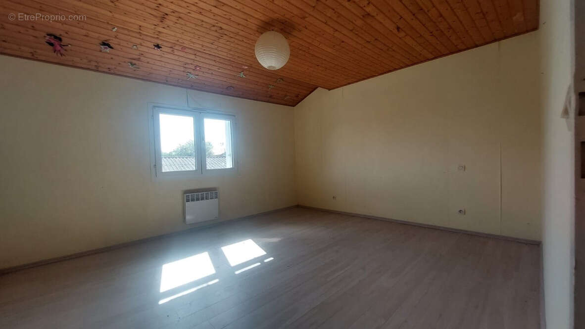 Maison à MAULEON