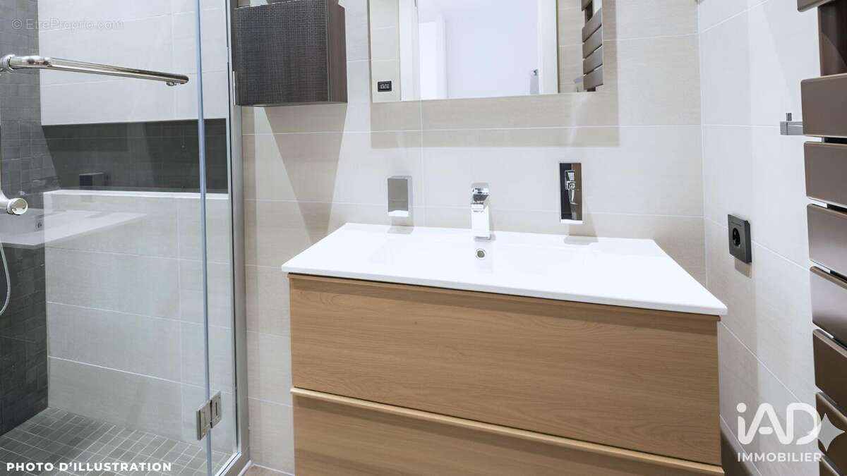 Appartement 55 m² à Clermont-Ferrand  - photo 3