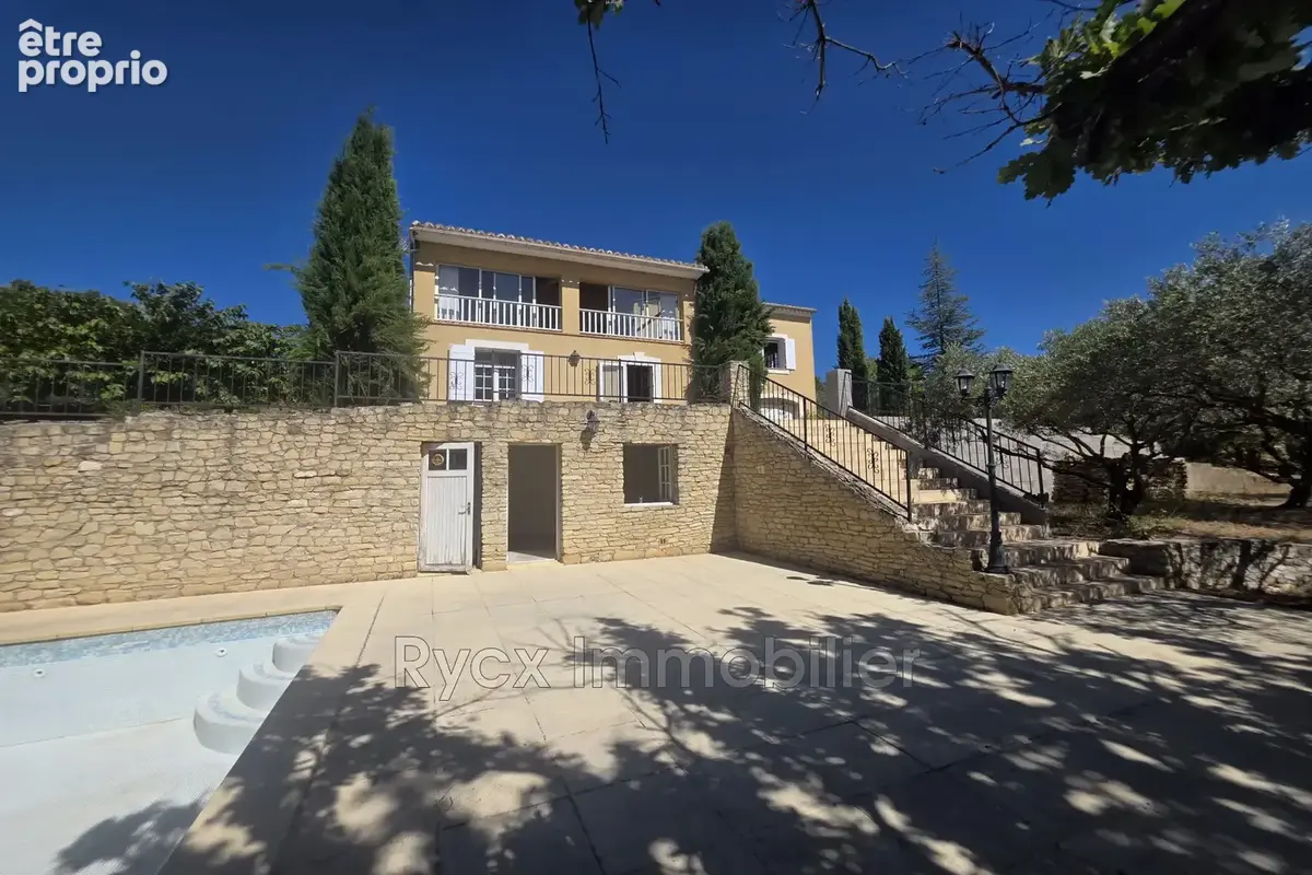 Maison à vendre à Saint-Saturnin-Les-Apt (84490) - photo 2