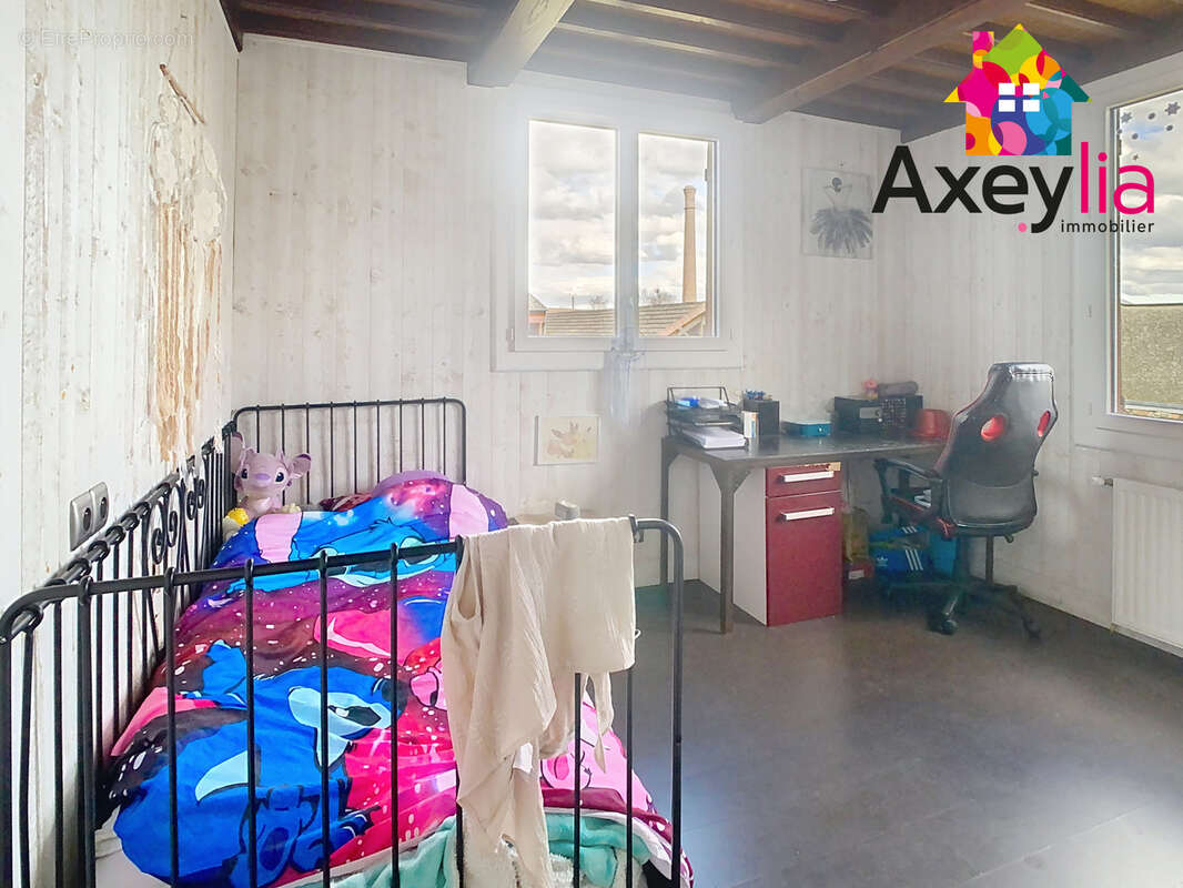 A vendre-melay- maison sur terrain clos avec piscine et hangar. - photo 19
