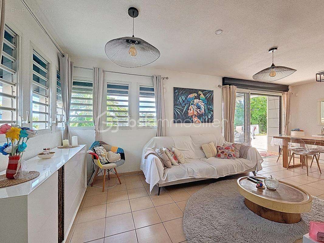 Maison à SAINTE-ANNE