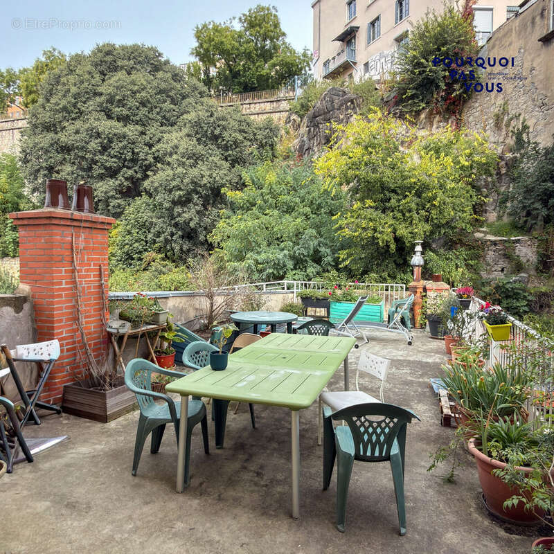 Appartement à LYON-1E