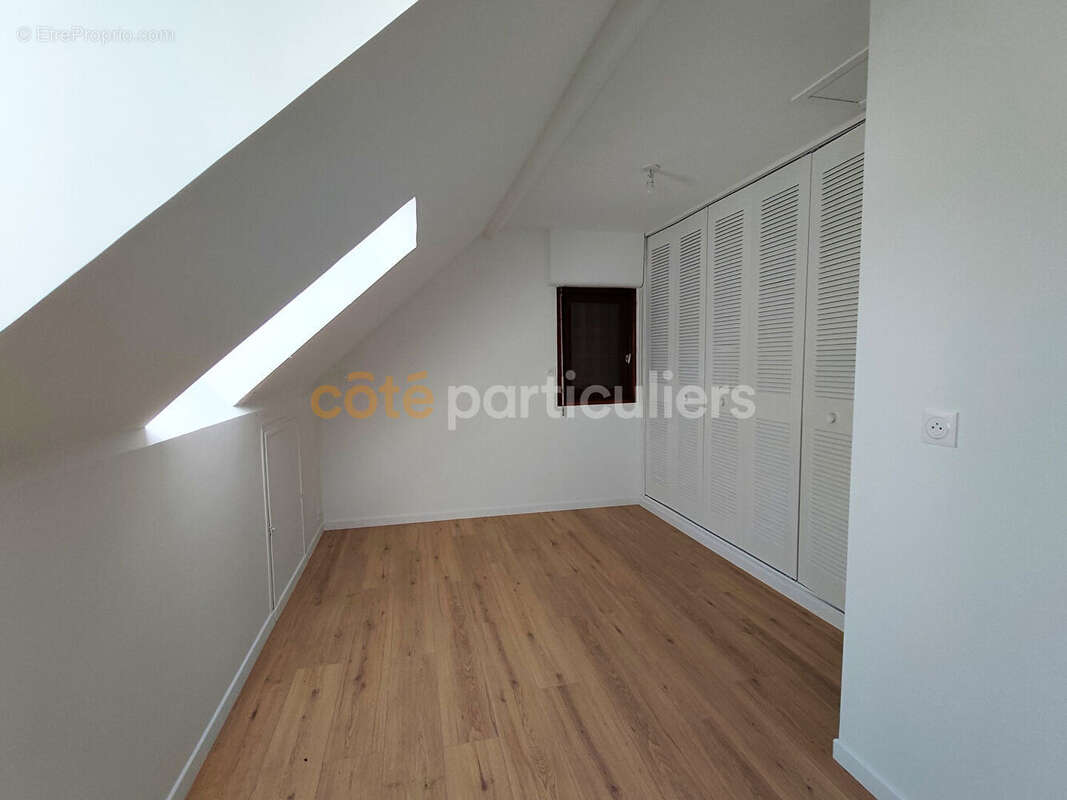 Maison à AMILLY