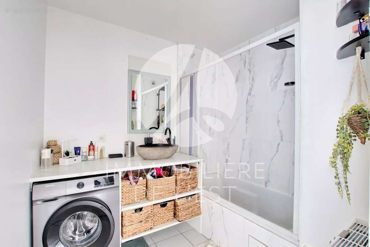 Appartement à SAINT-FONS