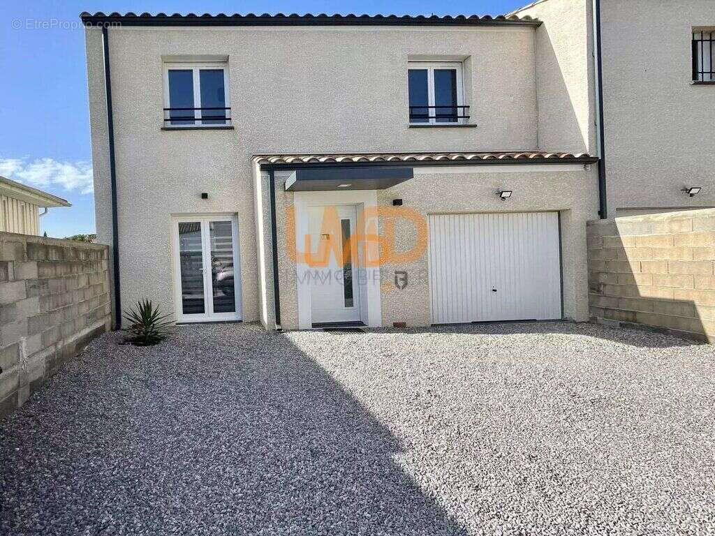 Maison à LIGNAN-SUR-ORB