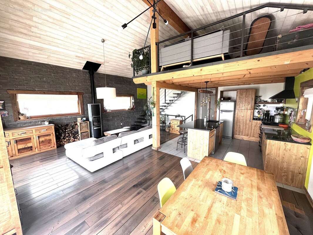 Maison à FONT-ROMEU-ODEILLO-VIA