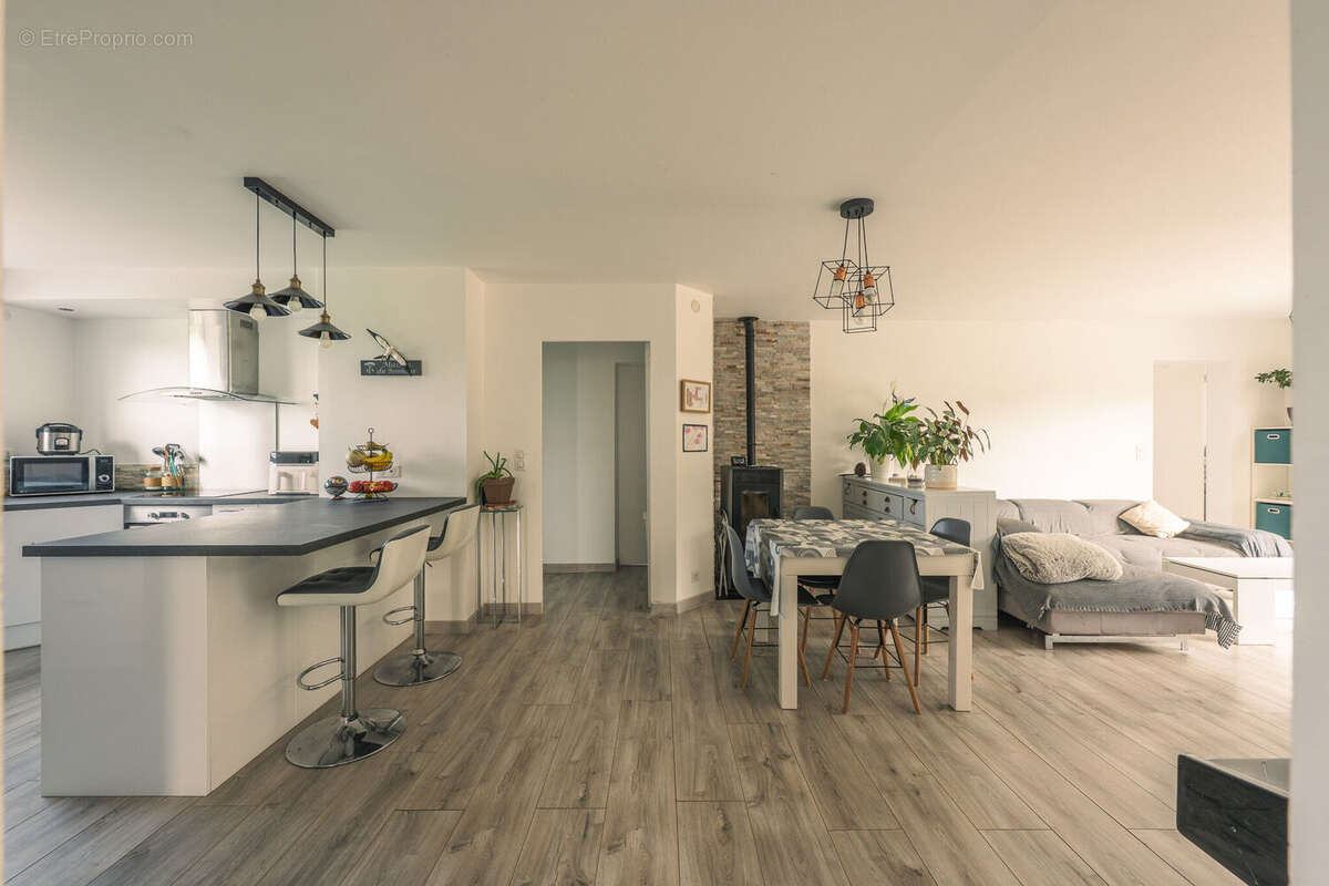 Maison 203 m² à Saint-Jean-De-Marsacq  - photo 4