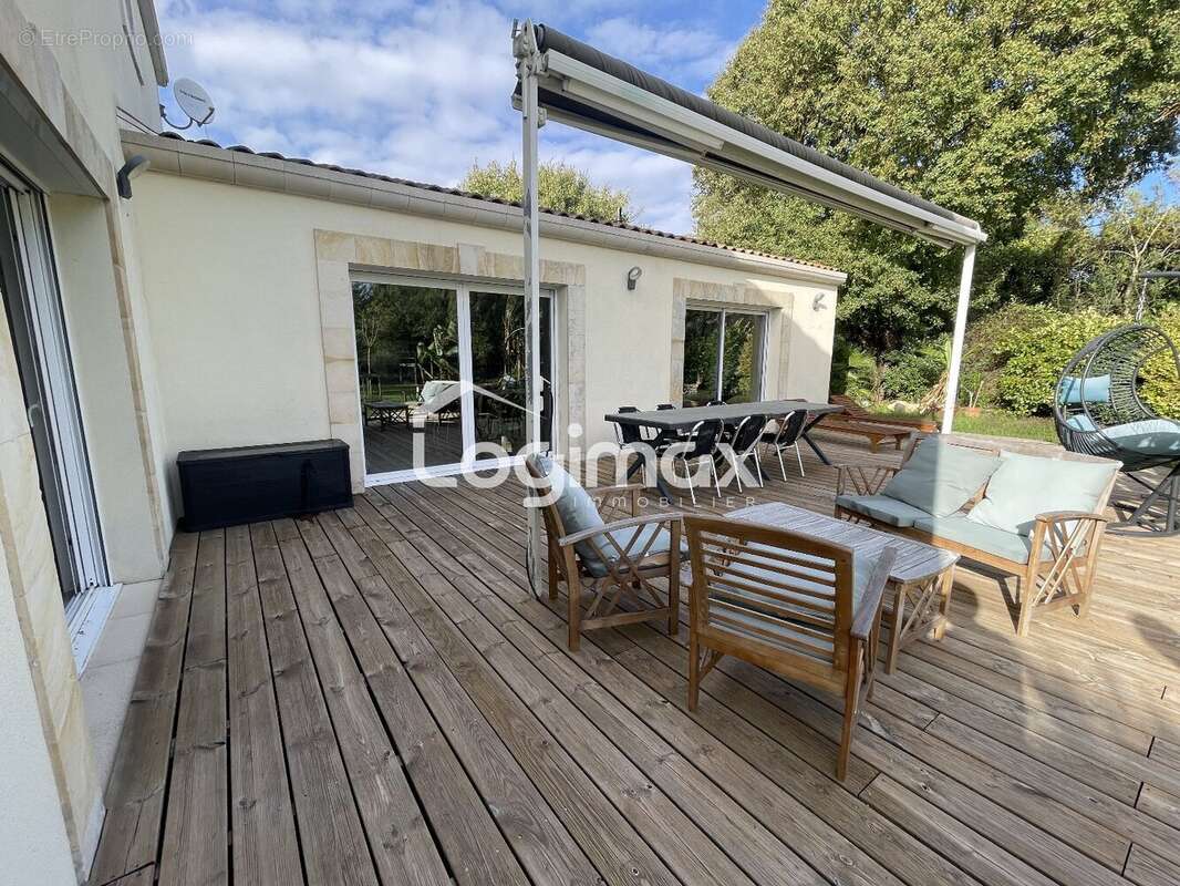 Maison à SAINT-SAUVEUR-D&#039;AUNIS