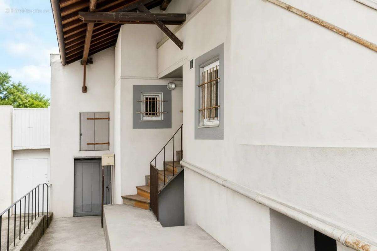 Charmante maison de ville avec jardin à Marcigny - photo 5