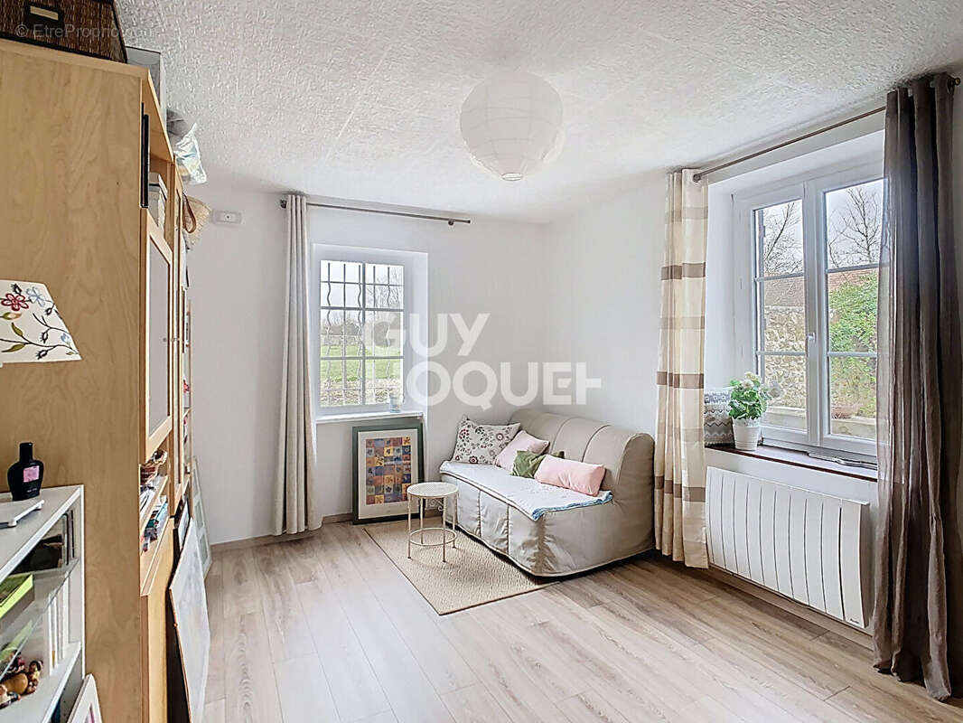 Maison à LA VILLENEUVE-SOUS-THURY