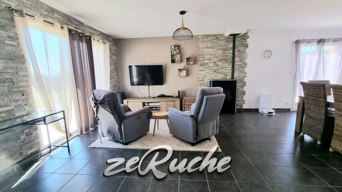 Tres jolie maison de 2010 - photo 6