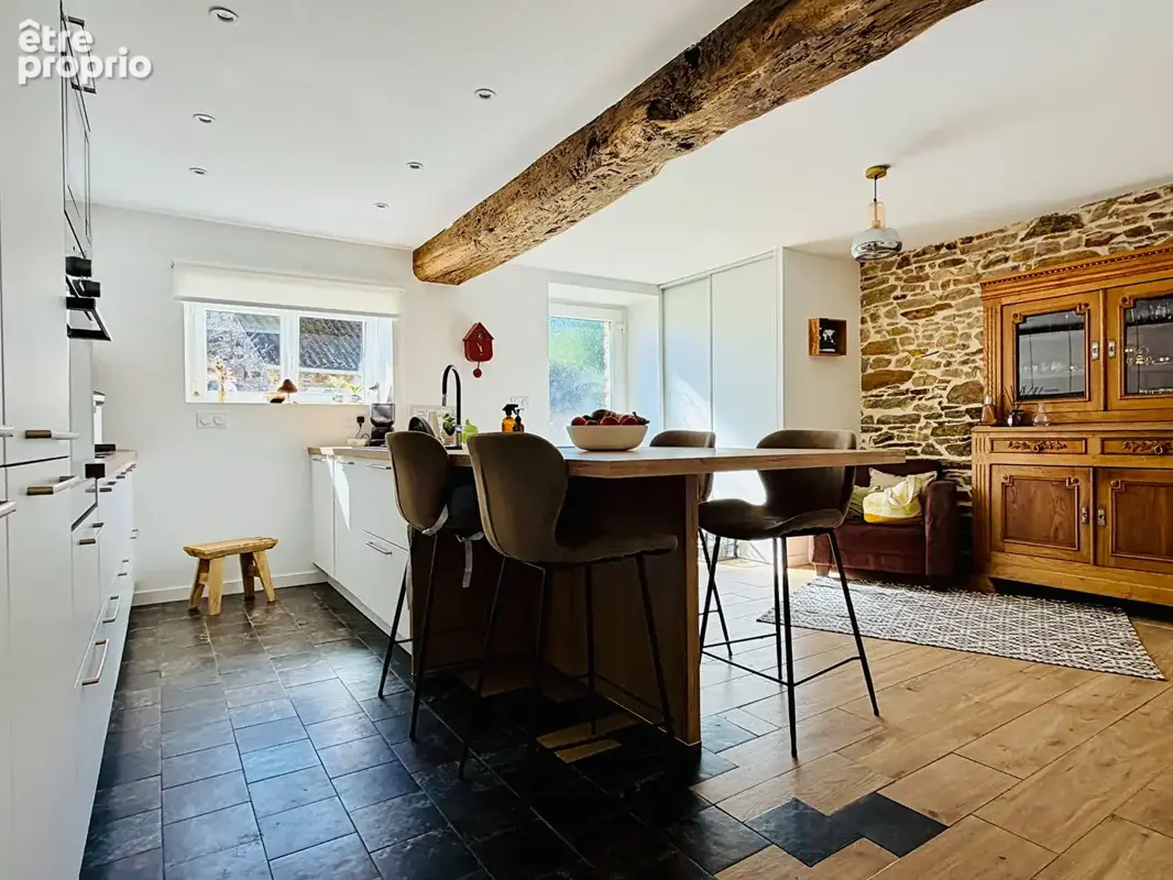 Longère coup de coeur avec 5 chambres un bureau et jardin de plus de 3300 m2 - photo 2