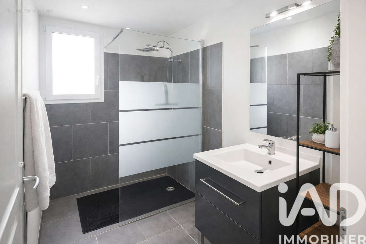 Photo 3 - Maison à MONTPON-MENESTEROL