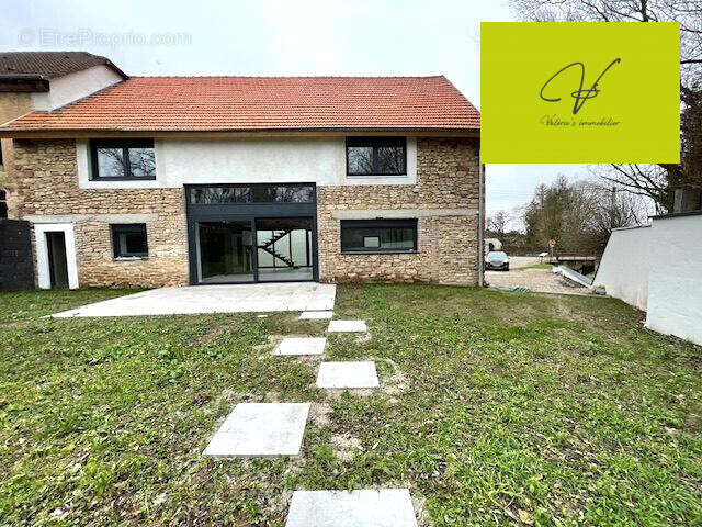 Maison à WOELFLING-LES-SARREGUEMINES