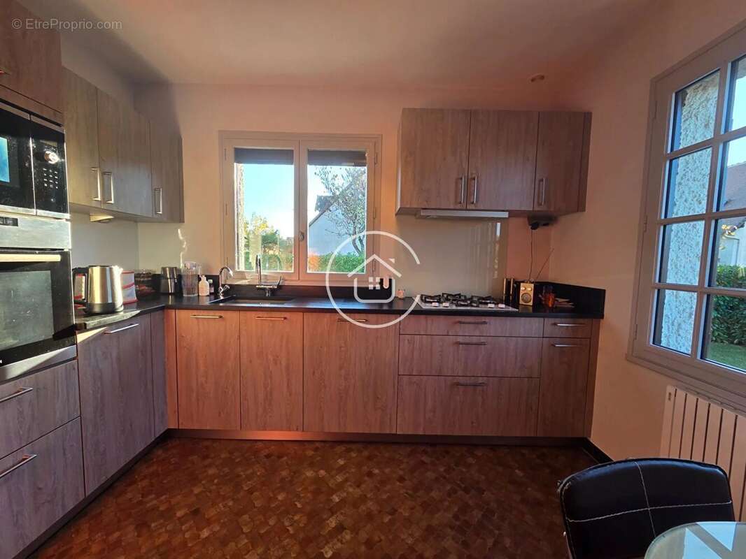 Maison à SAINT-GERVAIS-LA-FORET