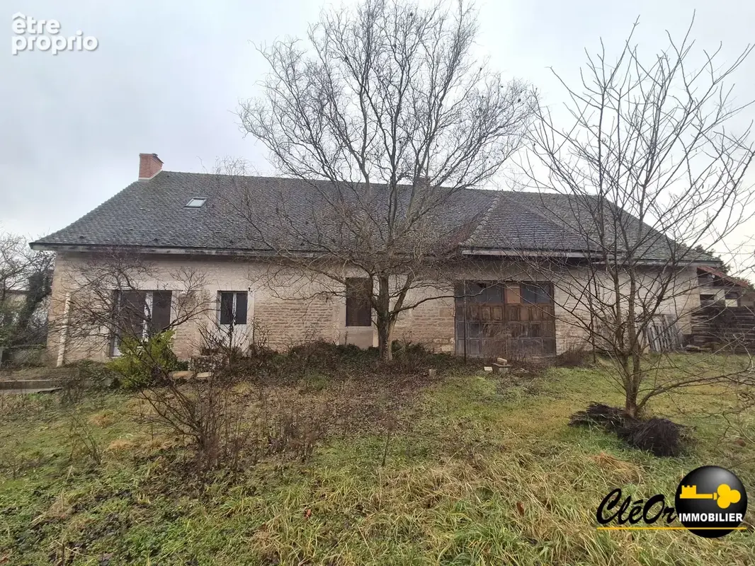 Maison 118 m² à Saint-Marcel  - photo 3