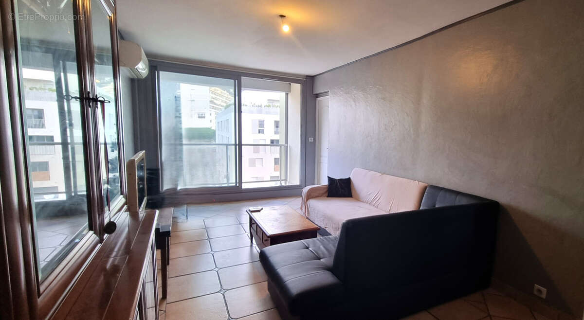 Appartement à MARSEILLE-10E