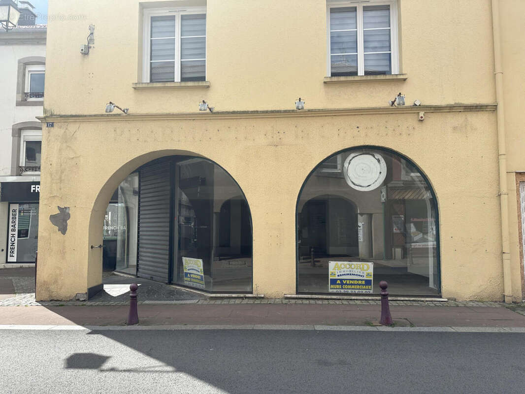 IMG_9454 - Commerce à REMIREMONT