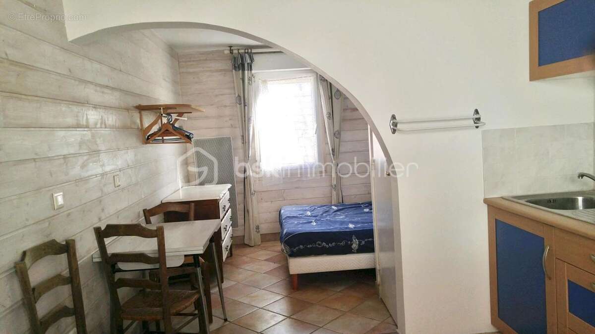 Immeuble mixte de 348m2 avec hôtel, loft, boutique et café ! - photo 15