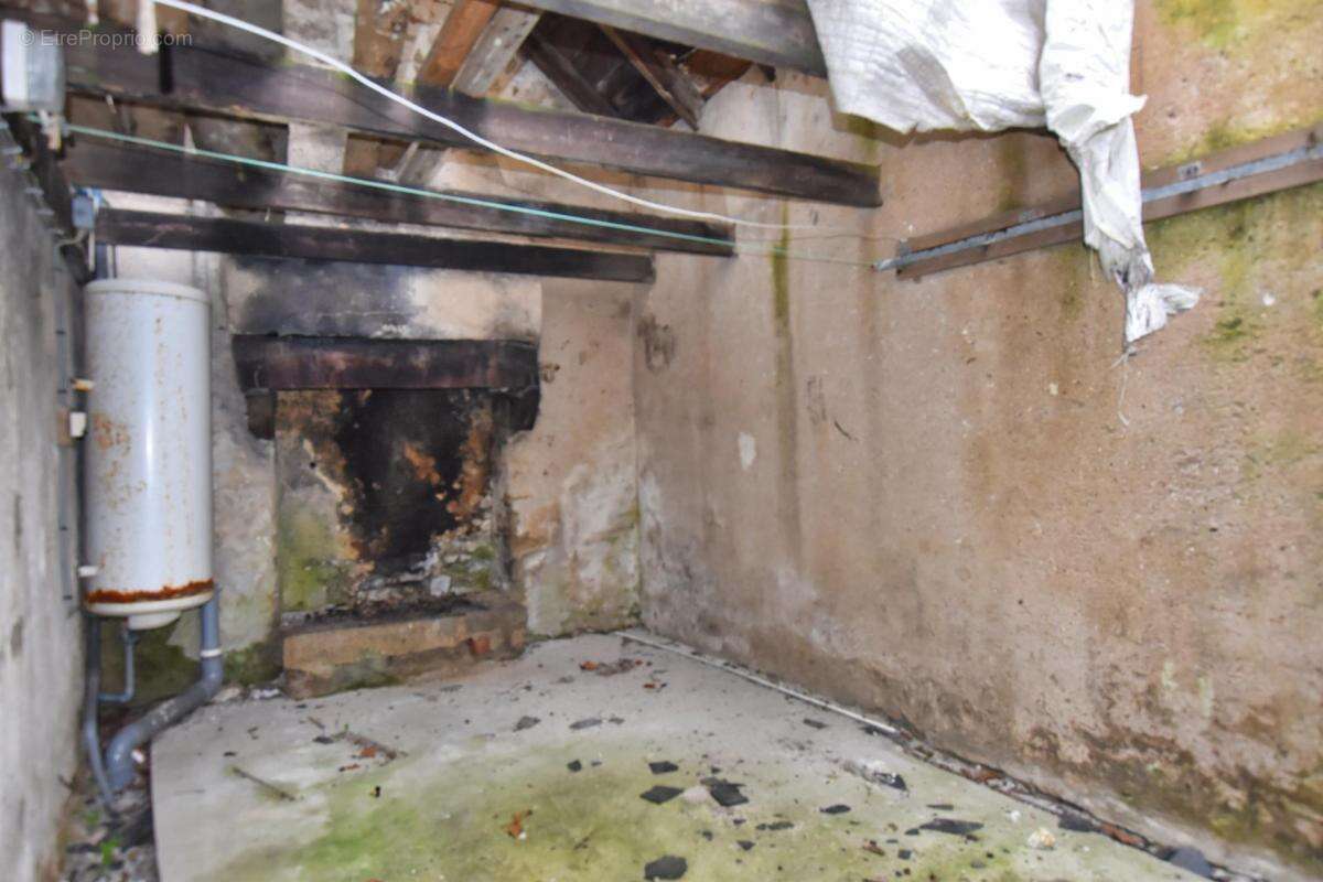 Maison à PLONEVEZ-PORZAY