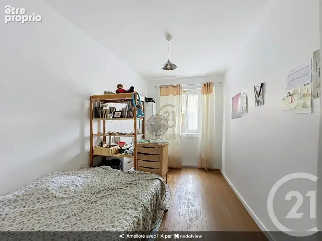 Appartement 1 pièce 34 m² à vendre à Lyon-8e (69008) - photo 2